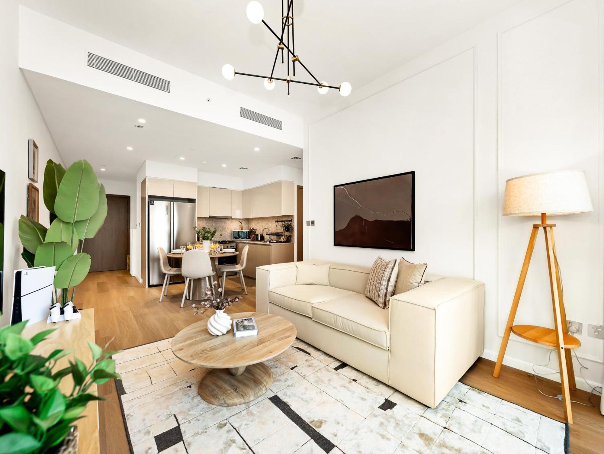 The Burj Khalifa Luxury 2-bed In Burj Royale Apartment